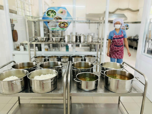 Trường MN Vĩnh Hoà đón đoàn kiểm tra Liên ngành về công tác đảm bảo an toàn thực phẩm