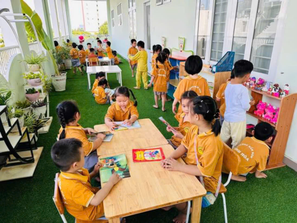 Đón đoàn kiểm tra của Phòng GD&ĐT về công tác nuôi dưỡng, chăm sóc, giáo dục và công tác Quản trị
