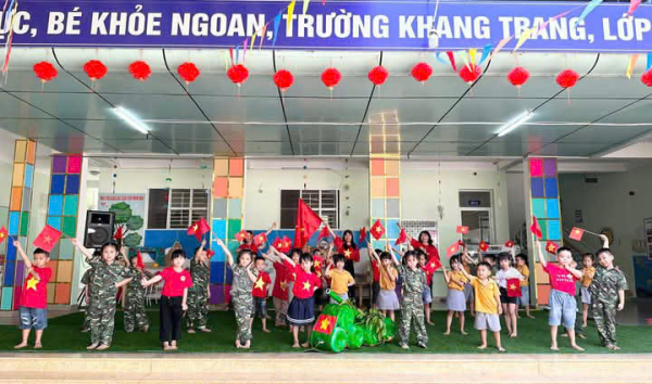 Chào mừng kỷ niệm 50 năm ngày Giải phóng miền Nam, thống nhất đất nước( 30/4/1975 - 30/4/2025) và ngày Quốc tế lao động 1/5 của các bé trường Mầm non VĨnh Hòa