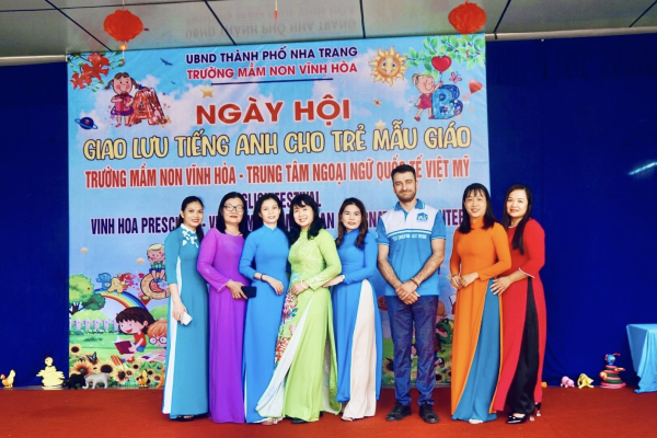 NGÀY HỘI GIAO LƯU TIẾNG ANH