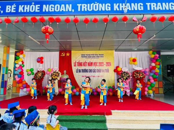 Trường mầm non Vĩnh Hoà tổ chức Lễ tổng kết - Lễ ra trường cho các cháu 5-6 tuổi năm học 2023-2024