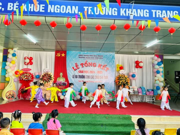 Lễ Tổng kết năm học 2024-2025 và lễ ra trường cho các bé 5-6 tuổi
