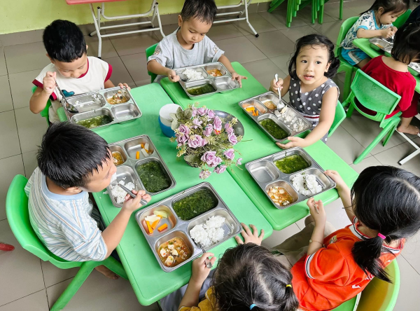 Trường MN Vĩnh Hoà vui mừng chào đón Bạn đại diện CMHS đến thăm