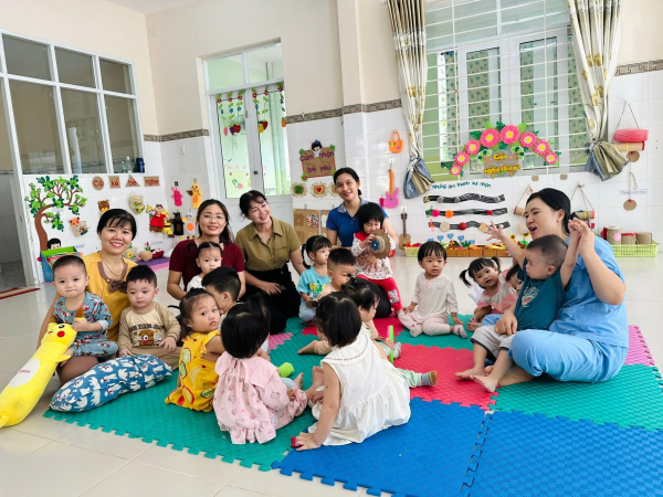 Trường MN Vĩnh Hoà vui mừng chào đón Bạn đại diện CMHS đến thăm