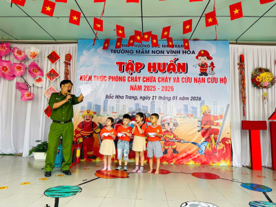 🔥 HOẠT ĐỘNG TRẢI NGHIỆM KỸ NĂNG SỐNG PHÒNG CHÁY CHỮA CHÁY CHO CÔ TRẺ🔥 