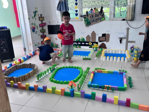 Chào mừng các em sinh viên Trường CĐSP TW Nha Trang về thực tập tại trường