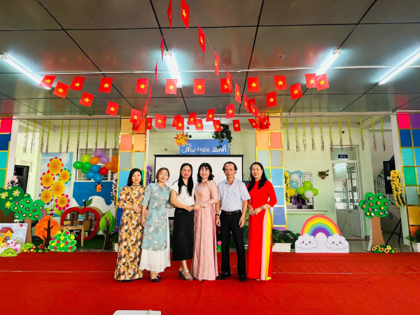 Hưởng Ứng Ngày Sách Và Văn Hoá Đọc Việt Nam 21/4