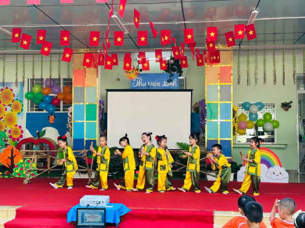 Hưởng Ứng Ngày Sách Và Văn Hoá Đọc Việt Nam 21/4