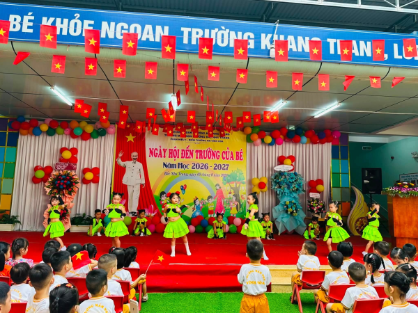 Mừng Ngày Hội Đến Trường Của Bé.